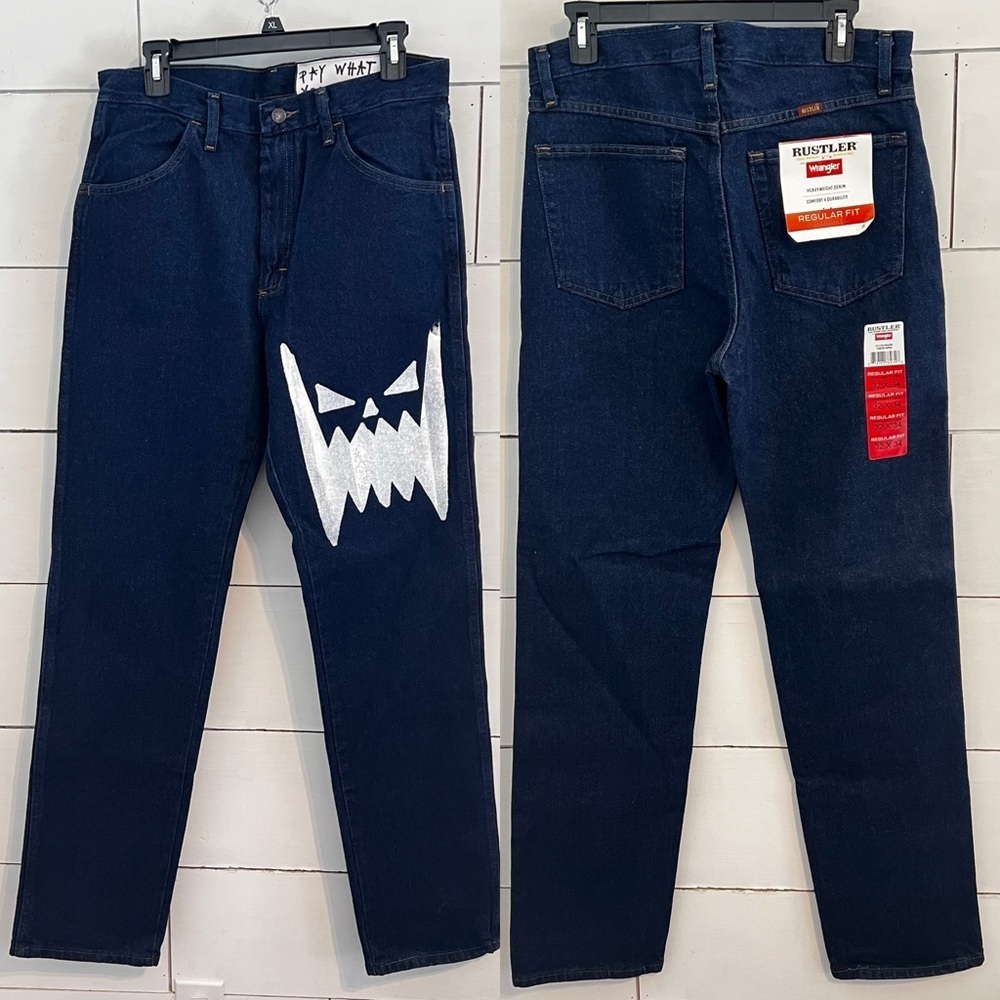 Wrangler Rustler Austin Babbitt Custom Painter Jeans. Size 32 X 34. New With Tag